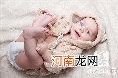 宝宝爱笑与智商有关吗 爱笑婴儿会不会比较聪明?