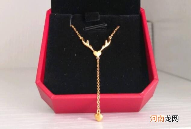 chow tai fook是什么牌子