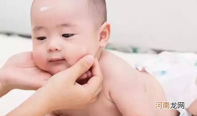 宝宝啥时候可以用洗护用品 宝宝多大可以洗沐浴露洗发水