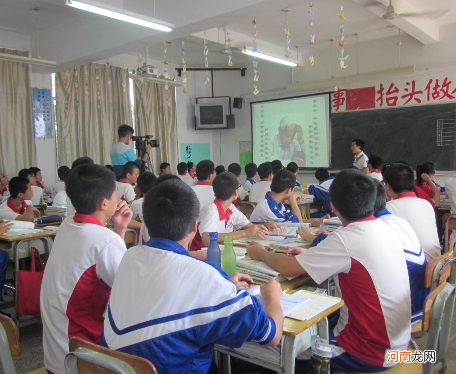 家庭教育对孩子非常重要，家长的生命状态，很容易对孩子造成影响