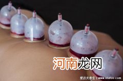 女人拔罐后湿气重图片