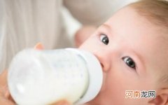 如何判断婴儿吃饱了 如何判断婴儿该吃奶了