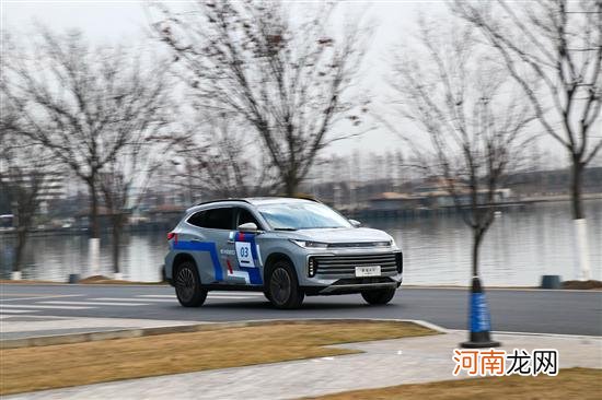 被埋没的“宝藏中大SUV” 试驾星途凌云400T