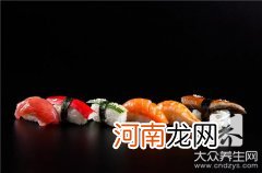 简单制作寿司的方法步骤 寿司diy的方法