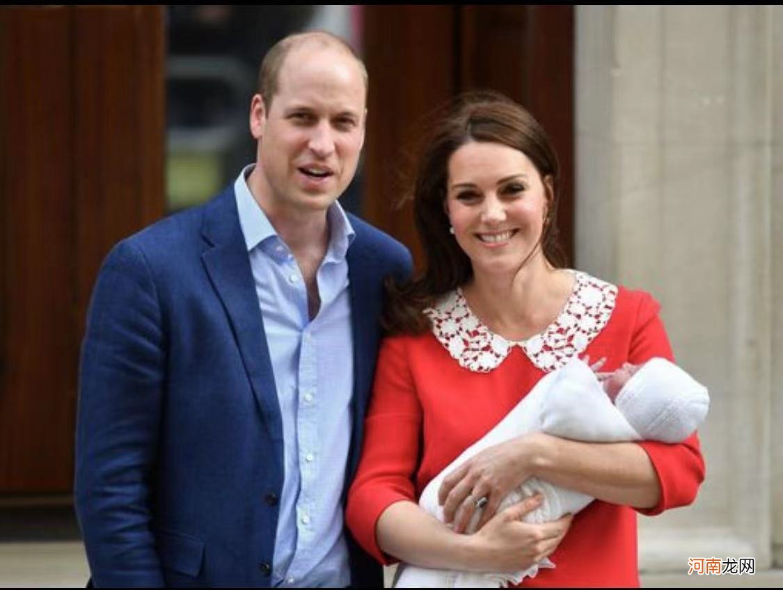 路易王子庆三岁生日，凯特晒路易上幼儿园第一天照片，女王亲自把关路易名字头衔