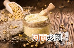 炒黄豆的功效与作用及食用方法 吃炒黄豆的功效与作用