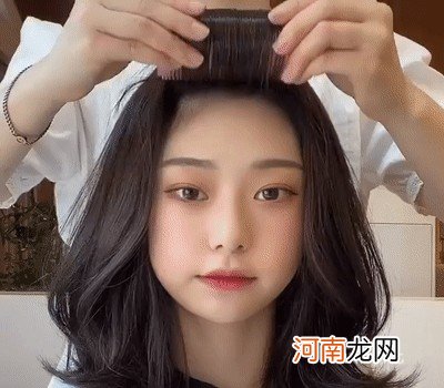 圆脸的女生怎么烫发显脸小 大圆脸适合什么发型