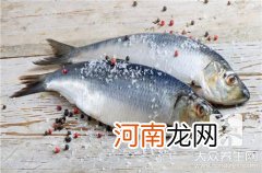 鱼鲈鱼怎么做好吃又简单 鲈鱼的做法，怎么做鲈鱼好吃？