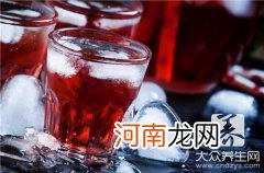 用杨梅泡酒的制作方法 杨梅酒泡法简介