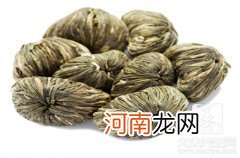 莲心茶有什么好处 莲子心茶的好处，没想到优点这么多！