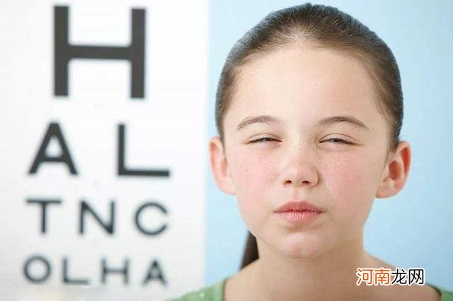 四岁娃近视400度，只因父母疏忽！保护孩子视力，别忽视这些细节