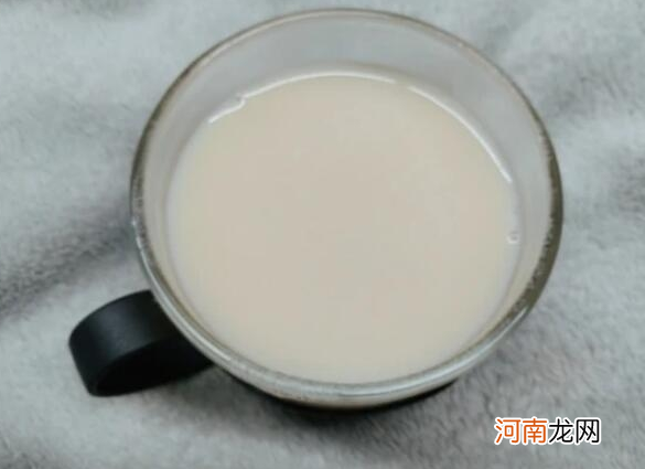 产后这3种蔬菜，吃一次奶量减少600ml，新手妈妈要管住嘴别贪吃