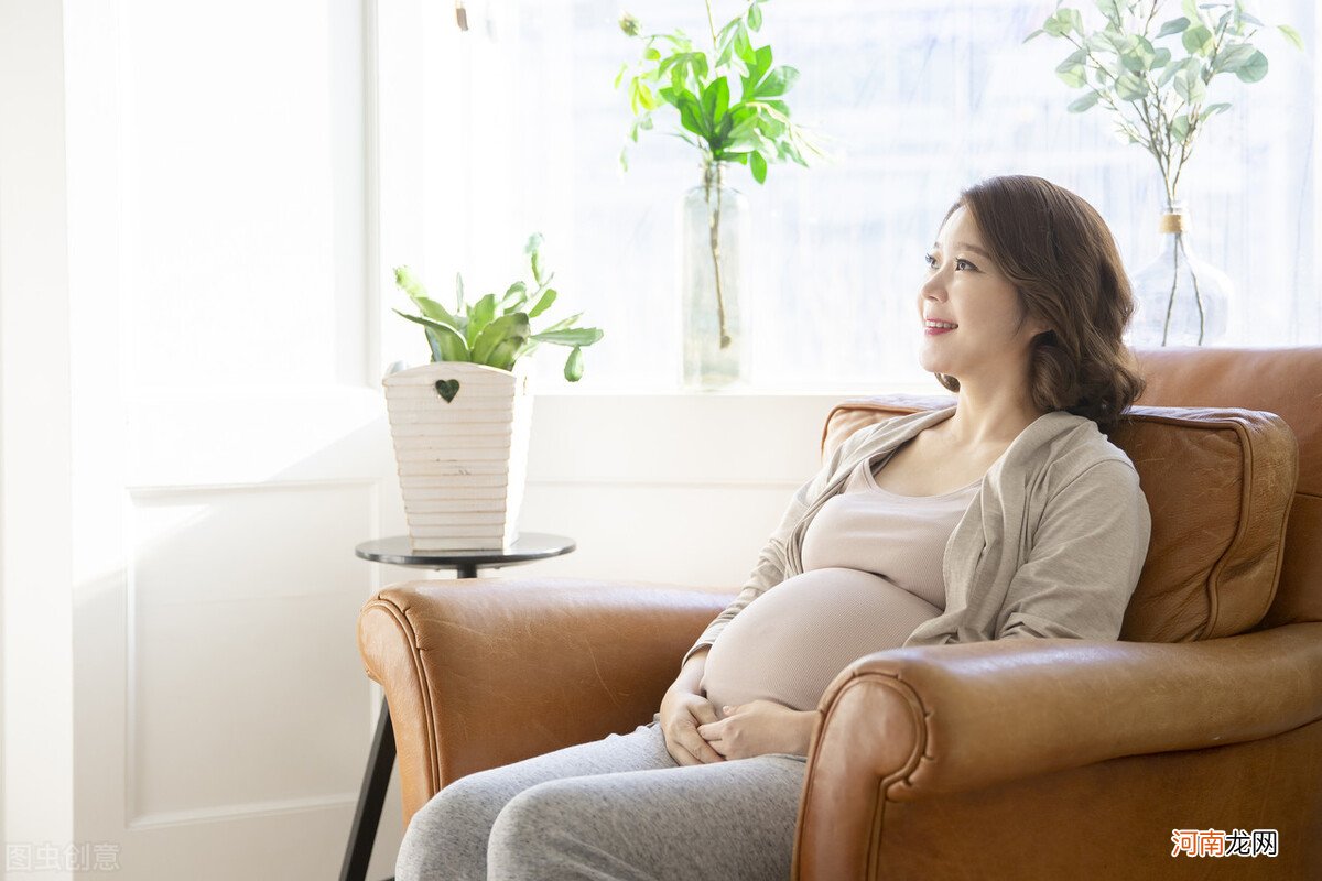 孕晚期准妈妈4个坏习惯，要改掉别伤及宝宝，这些事你可能也做过