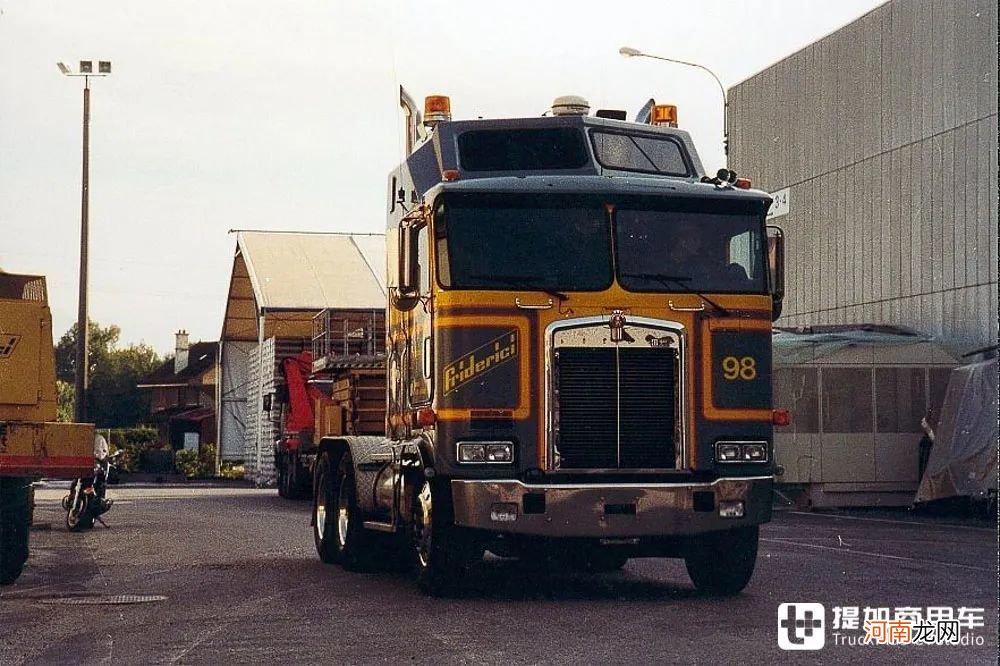 最经典的美国平头卡车，肯沃斯K100卡车历史科普