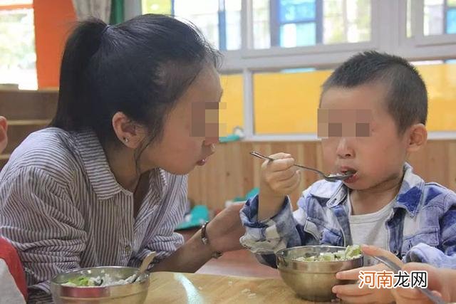 孩子有这7种表现，说明他已经积食，家长别再瞎喂了！