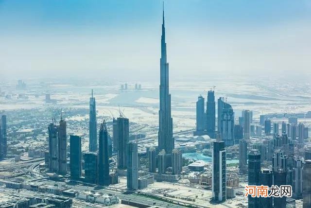 迪拜的最高楼叫什么名有多高 迪拜第一高楼