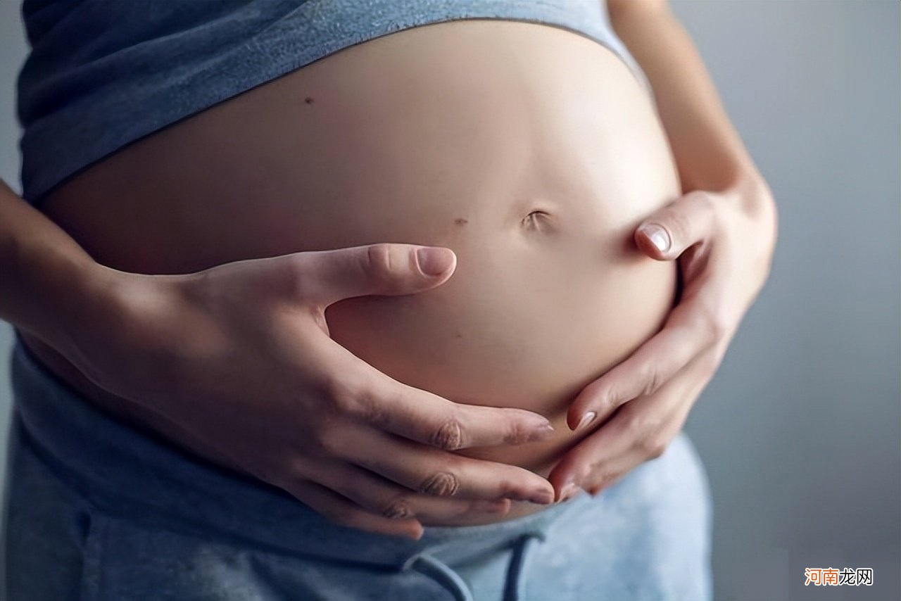 怀孕时有这4个表现，暗示胎宝宝发育很聪明，看看你家中了没？