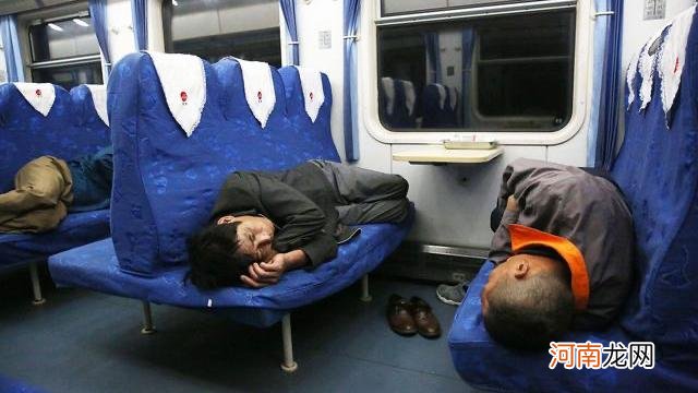 普通火车软卧和硬卧的区别 硬卧和软卧区别在哪里