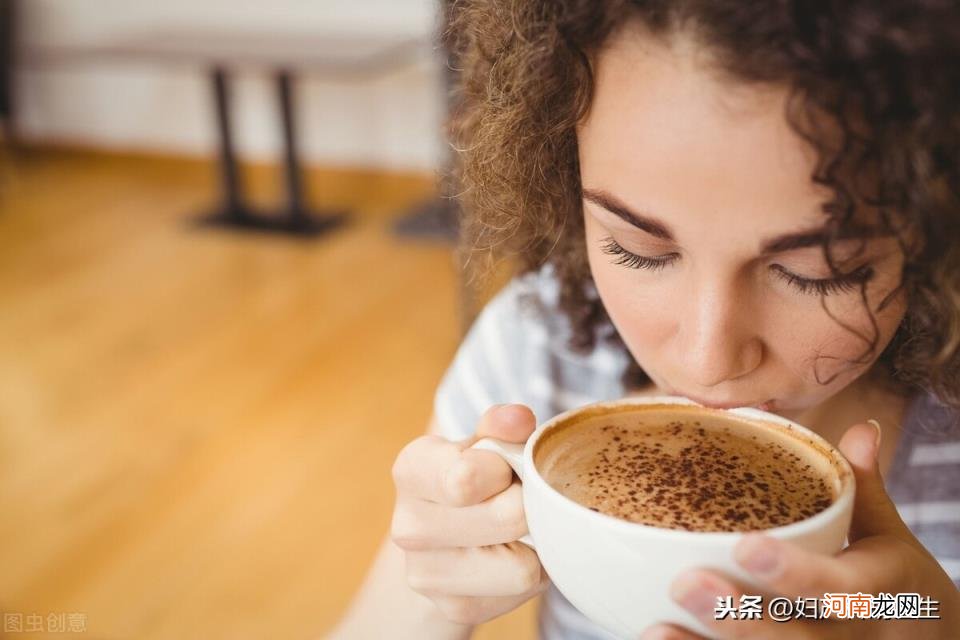 经期可以喝咖啡嘛吗，经期到底能不能喝？