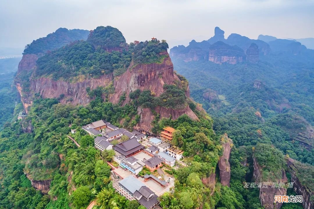 中国丹霞地貌代表景点有哪些 丹霞地貌旅游景点在哪里