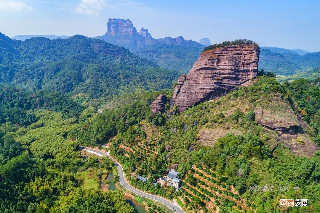 中国丹霞地貌代表景点有哪些 丹霞地貌旅游景点在哪里