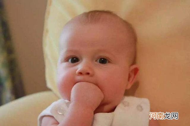 儿科医生：经常抚摸宝宝身上这4个部位，既增强智力，又利于健康