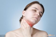 甲亢早期脖子图片详解，甲亢早期的3个症状？
