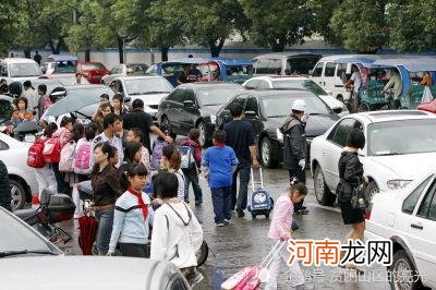 爸爸接送日，对于小孩教育来说必要吗？