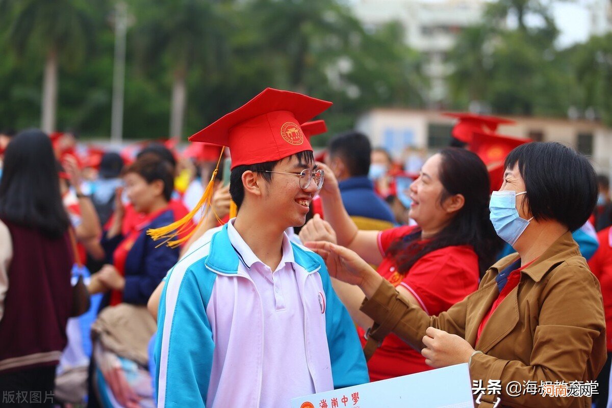 父母送男生成年礼什么礼物好 成人礼送什么礼物给男孩子