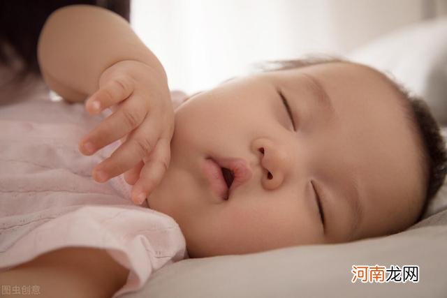贪睡宝宝长得快，睡一觉长一寸？0-3岁宝宝的睡眠规律要清楚