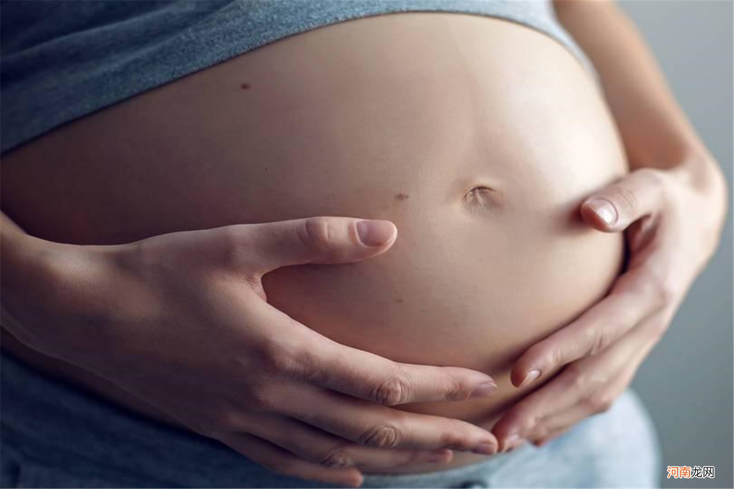 孕期如何判断胎儿是否聪明，看这3处细节就知道，全占的恭喜了
