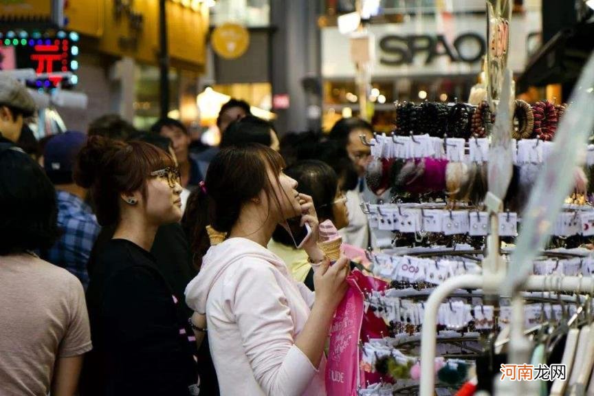 2022年开实体店还有前景吗，实体店未来的出路在哪里？