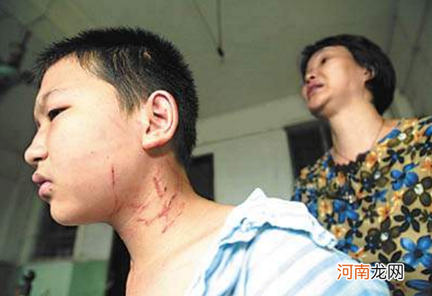 “妈妈，能不能不要PUA我”？被PUA过的孩子，最后都咋样了？