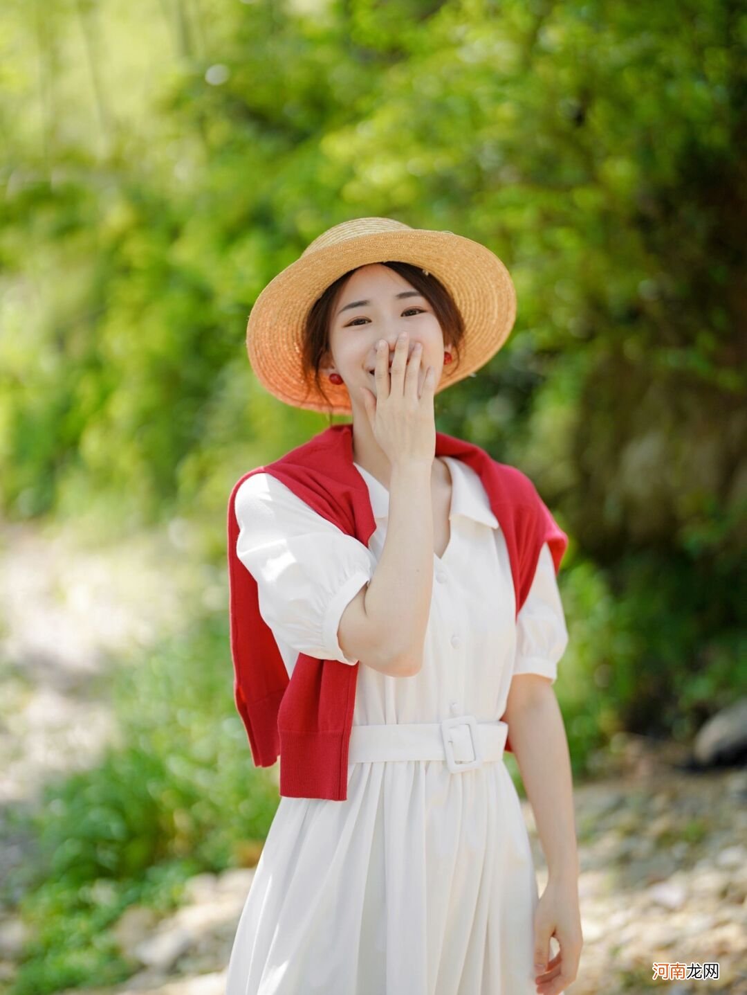 黄皮肤如何穿搭 黄皮肤穿什么颜色的衣服好看显白