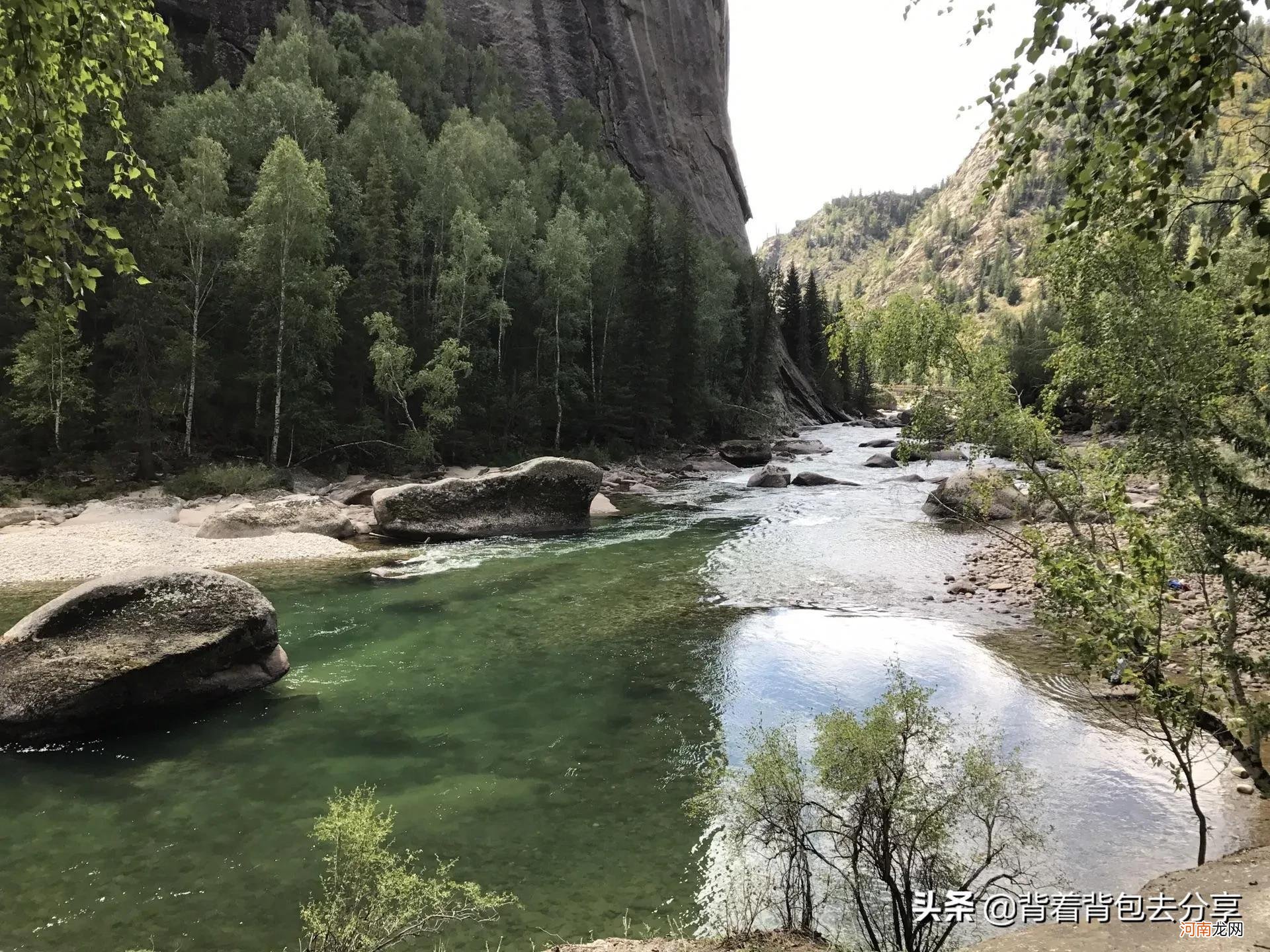 新疆旅游必去十大景点推荐 新疆旅游景点排名前十名