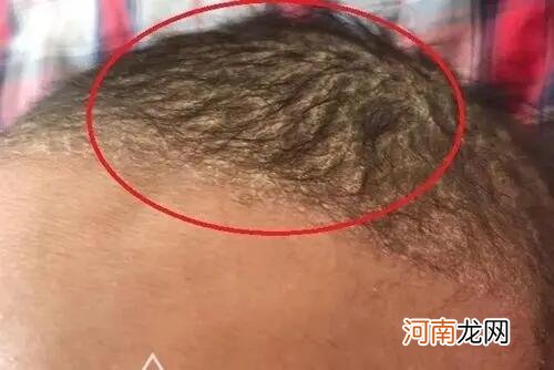 “什么，这么脏都不洗？”对的，帮宝宝洗澡时，这3个地方再脏都别洗