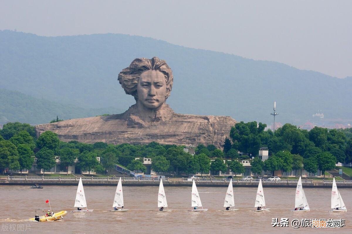 湖南最好玩的旅游景点推荐 湖南有哪些旅游景点好玩的地方