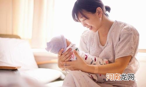 专属于妈妈的4个小怪癖，全都做过的，称得上是“满分妈妈”