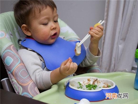 吃剩菜，会影响孩子长个吗？儿科医生：娃吃剩菜，还真有讲究