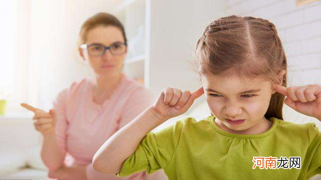 孩子总是不听话怎么办？不妨试试“非语言信号”，比语言更有力
