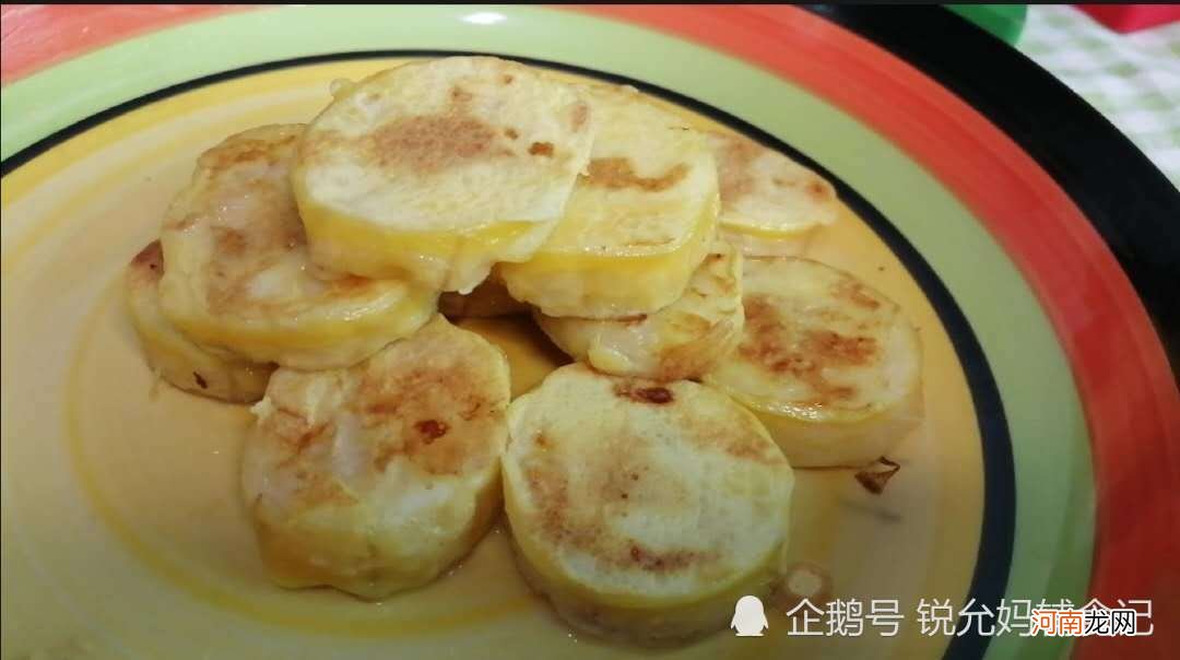 11个月的宝宝，辅食应该如何添加？钙铁锌全方面营养跟上