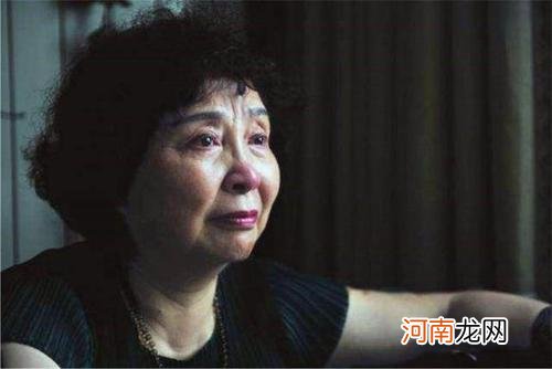 67岁高龄孕妇，平安产女：老来得子，是“天赐”幸福还是前路荆棘