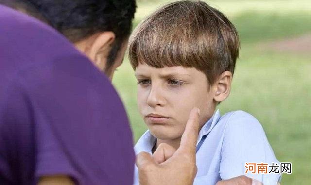 孩子人生中的三个“特殊生日”，父母给他过好了，以后的路走不偏