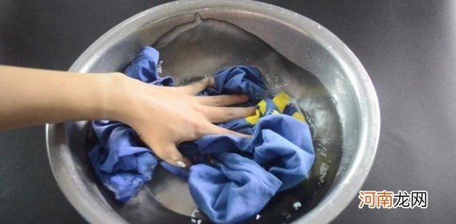 清洗衣服上杨梅汁的5种方法 杨梅汁怎么洗