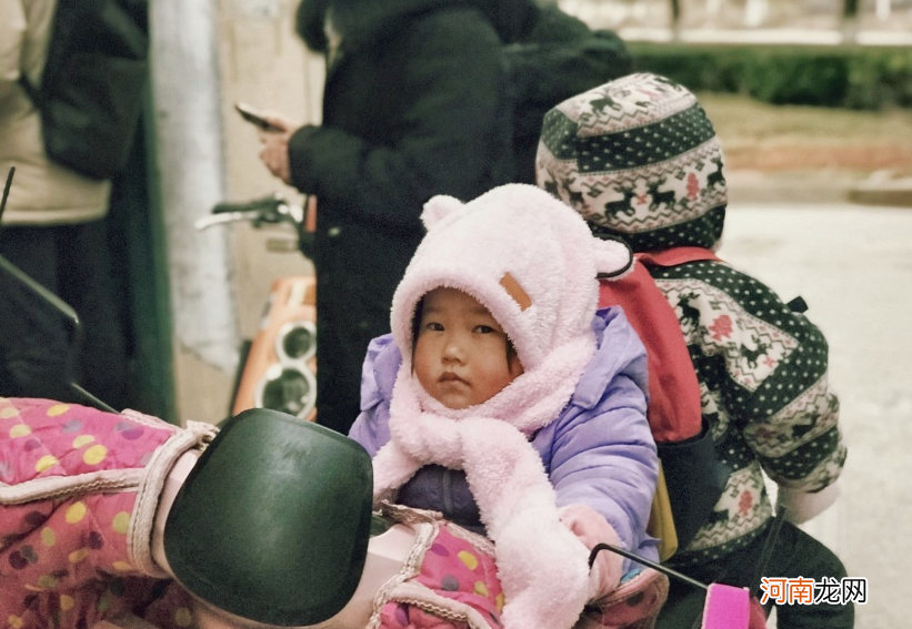 上班朝9晚5，晚上可以陪孩子，为什么有些妈妈还是要全职带娃？