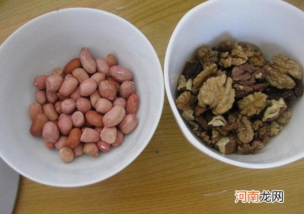 孩子视力下降怎么办？多吃这3类蔬果能保护视力，医生都说好