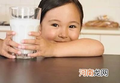 喝牛奶和不喝牛奶，体质有何区别？好处不止是补钙！