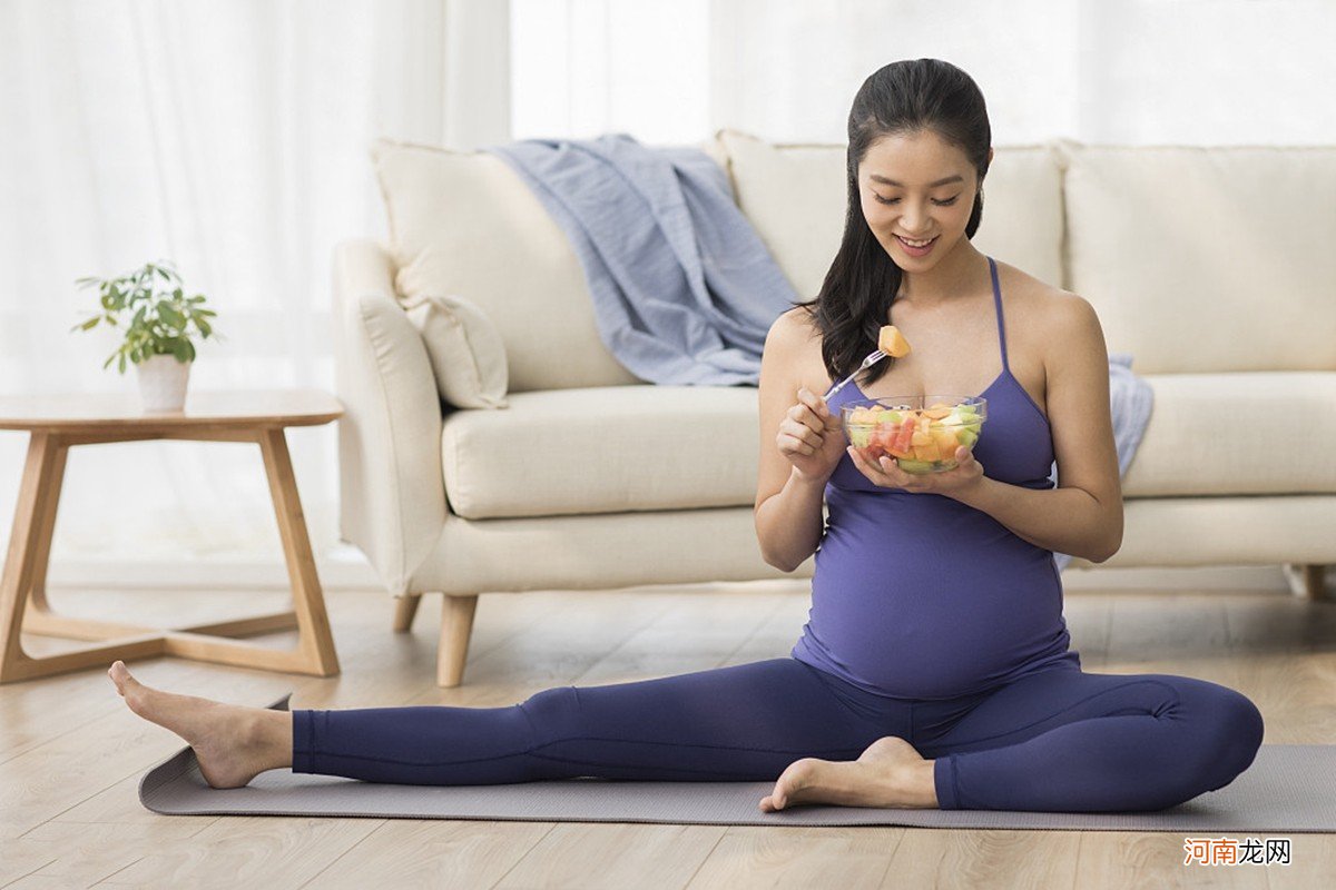 孕妇吃错东西幸好胎儿没事，孕期的饮食问题，每一位孕妈都要知道
