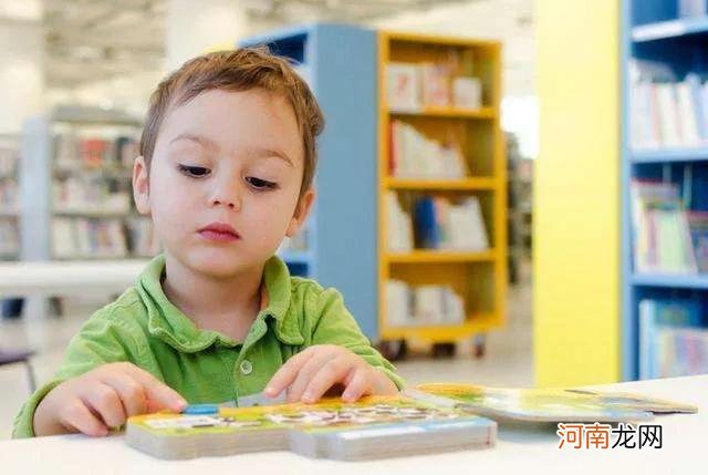 幼儿园孩子一个月识字200多个，能借助拼音自主阅读，孩子几岁识字好，如何教孩子识字，分享3点经验