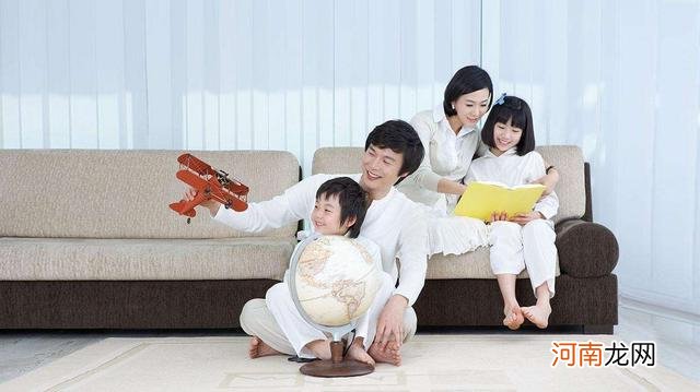 老大常欺负老二，二胎家庭如何改变现状？家长需注意孩子心理变化